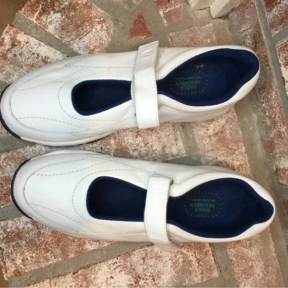 Propet Women's White Navy Mary Jane Therapeutic Walker Shoes size 9 W - Picture 3 of 16